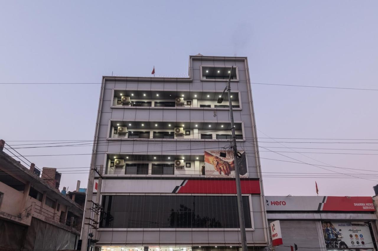 Hotel De Luxe Basai Road Gurgaon Dış mekan fotoğraf