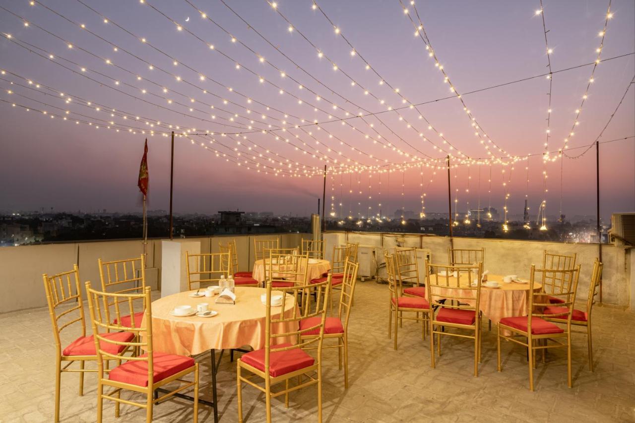 Hotel De Luxe Basai Road Gurgaon Dış mekan fotoğraf